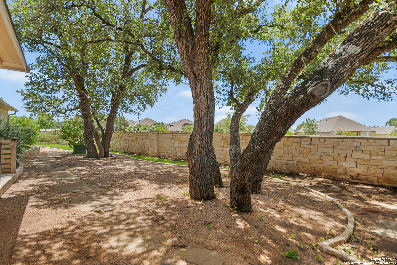 101 Boulder Creek Boerne TX 78006