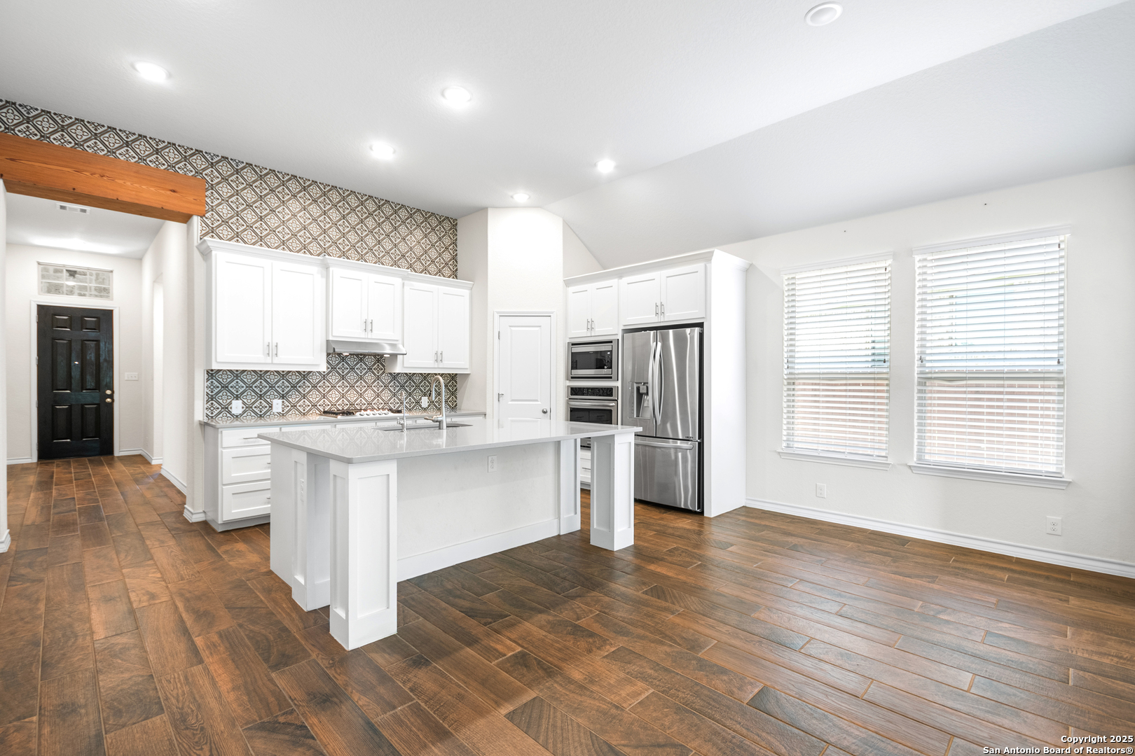 101 Boulder Creek Boerne TX 78006