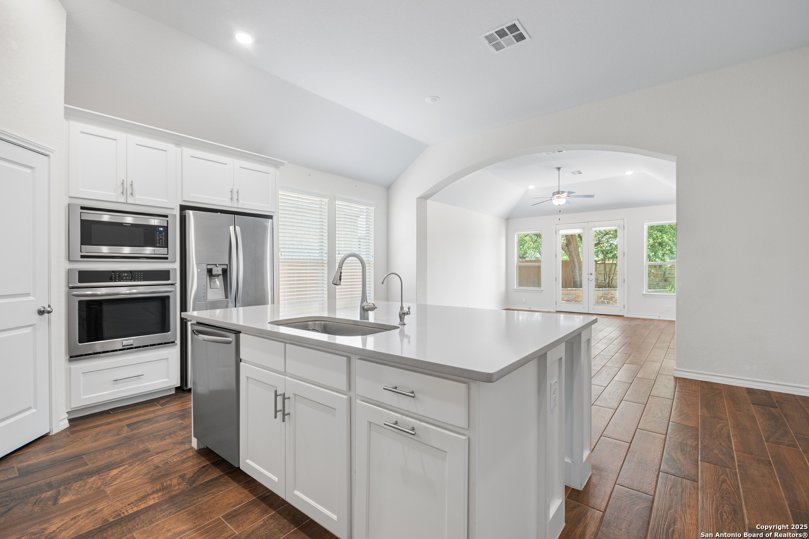 101 Boulder Creek Boerne TX 78006