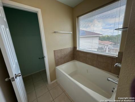 6641 Sally Agee Leon Valley TX 78238