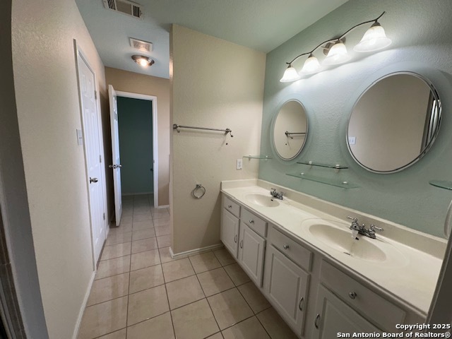 6641 Sally Agee Leon Valley TX 78238