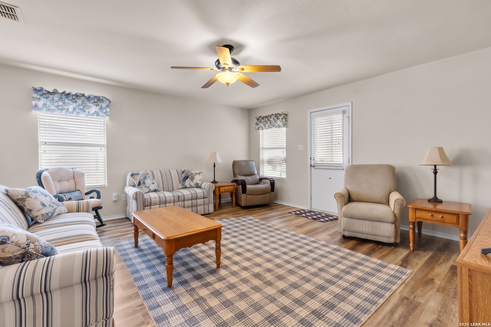 9311 Easy Oak Creek Converse TX 78109