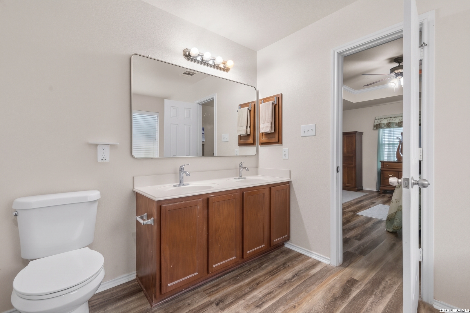 9311 Easy Oak Creek Converse TX 78109