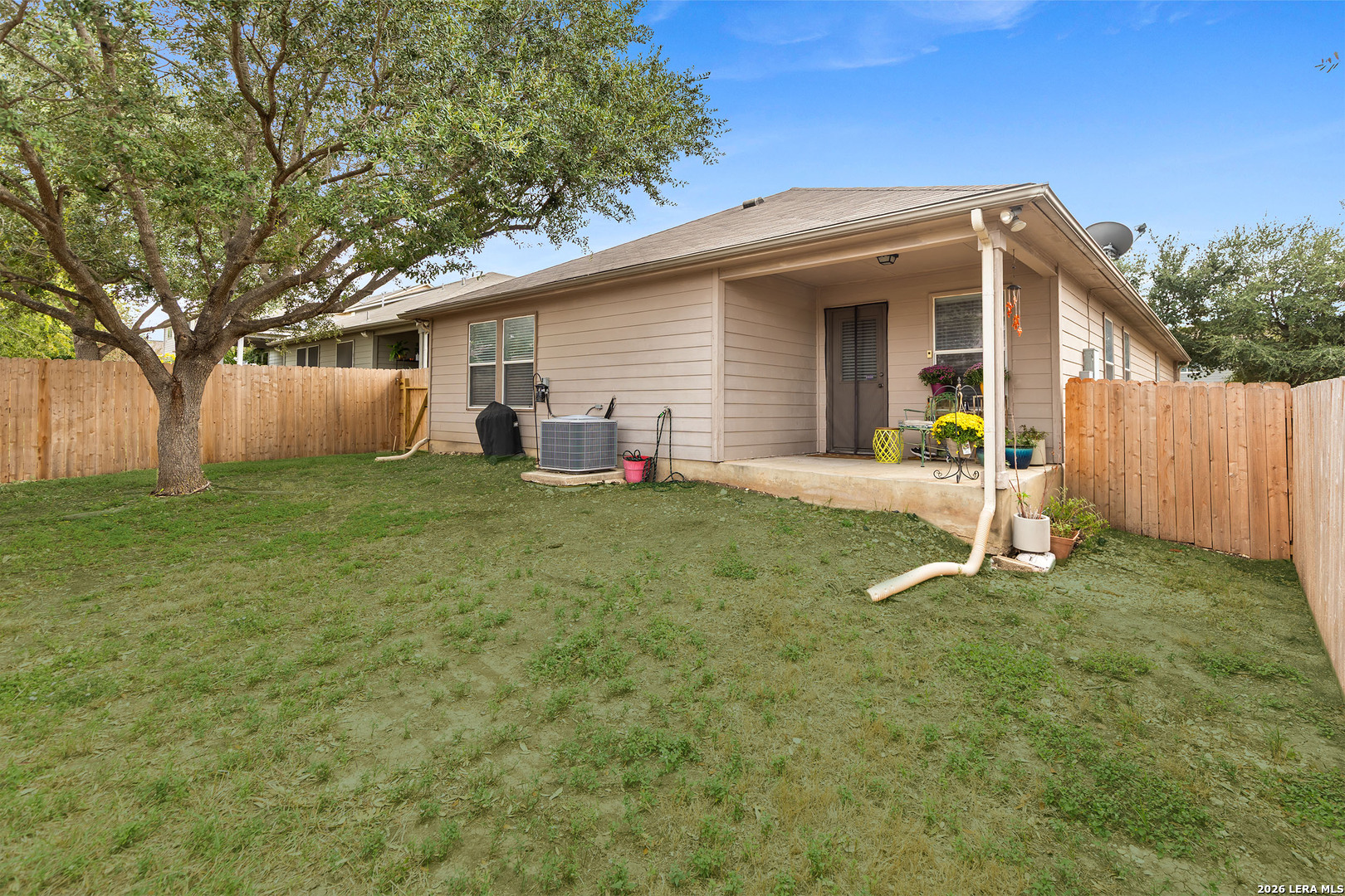 9311 Easy Oak Creek Converse TX 78109