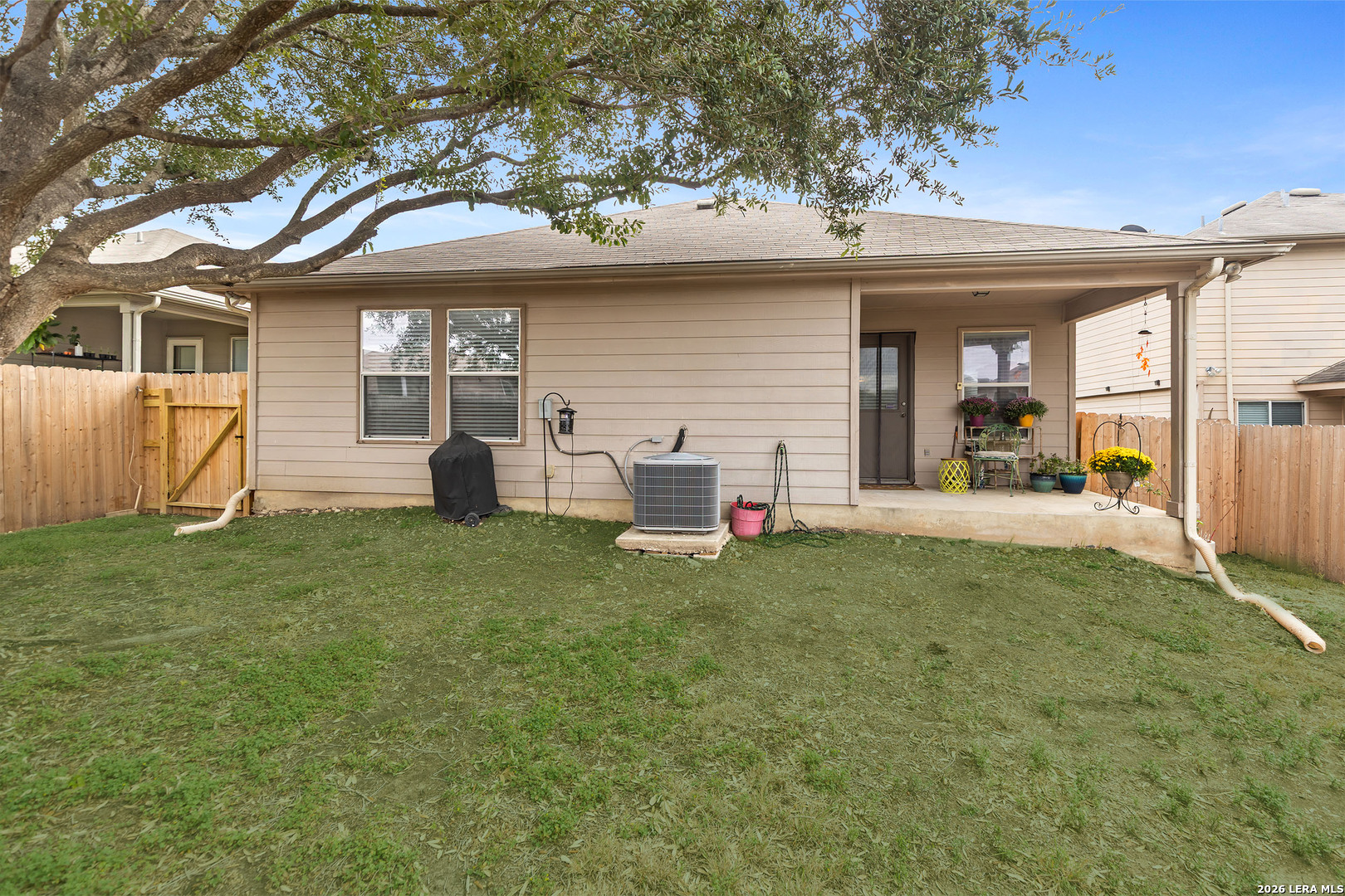 9311 Easy Oak Creek Converse TX 78109