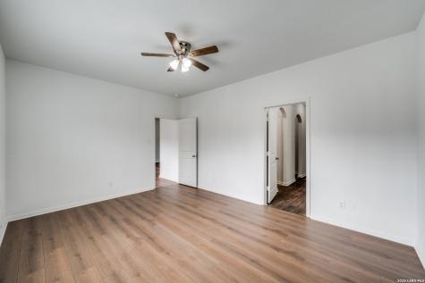6002 Southern Vista San Antonio TX 78222