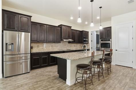 306 County Road 6876 Natalia TX 78059