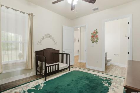 306 County Road 6876 Natalia TX 78059
