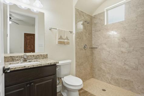 306 County Road 6876 Natalia TX 78059