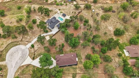 306 County Road 6876 Natalia TX 78059