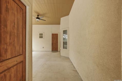 306 County Road 6876 Natalia TX 78059