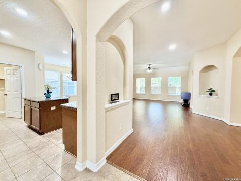 2415 Cortona Mist San Antonio TX 78260
