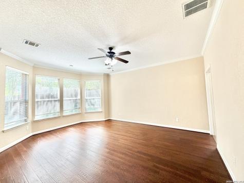 2415 Cortona Mist San Antonio TX 78260