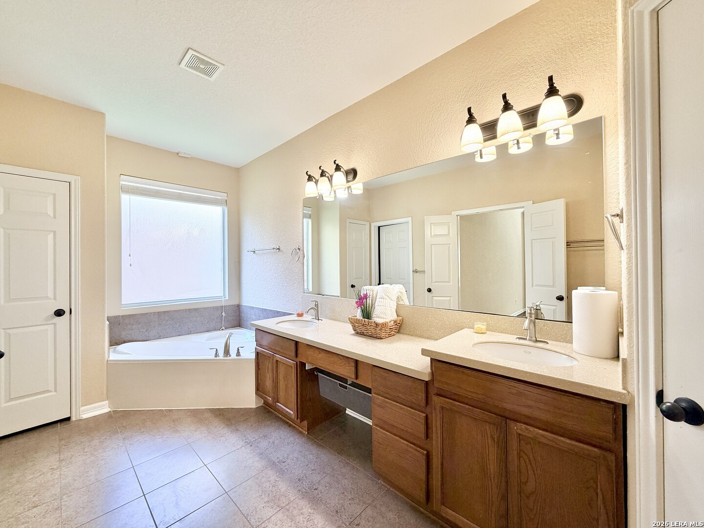 2415 Cortona Mist San Antonio TX 78260