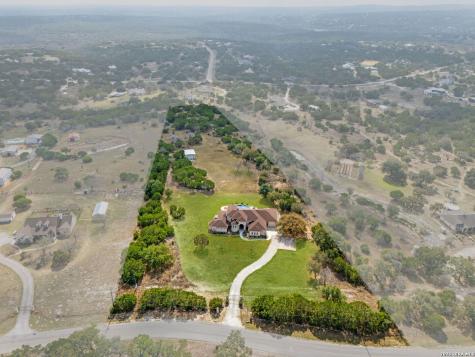 719 Kreutzberg Boerne TX 78006