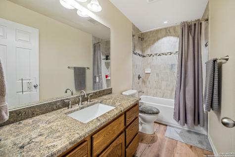 100 Breesport Drive Sandia TX 78383