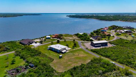 100 Breesport Drive Sandia TX 78383