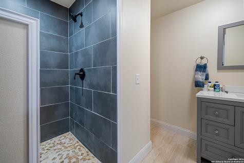 100 Breesport Drive Sandia TX 78383