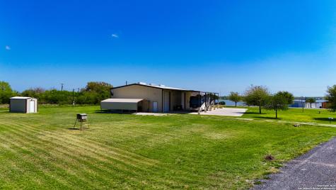 100 Breesport Drive Sandia TX 78383