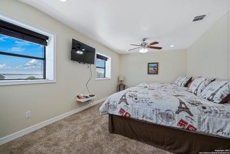 100 Breesport Drive Sandia TX 78383