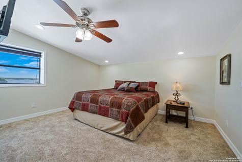 100 Breesport Drive Sandia TX 78383