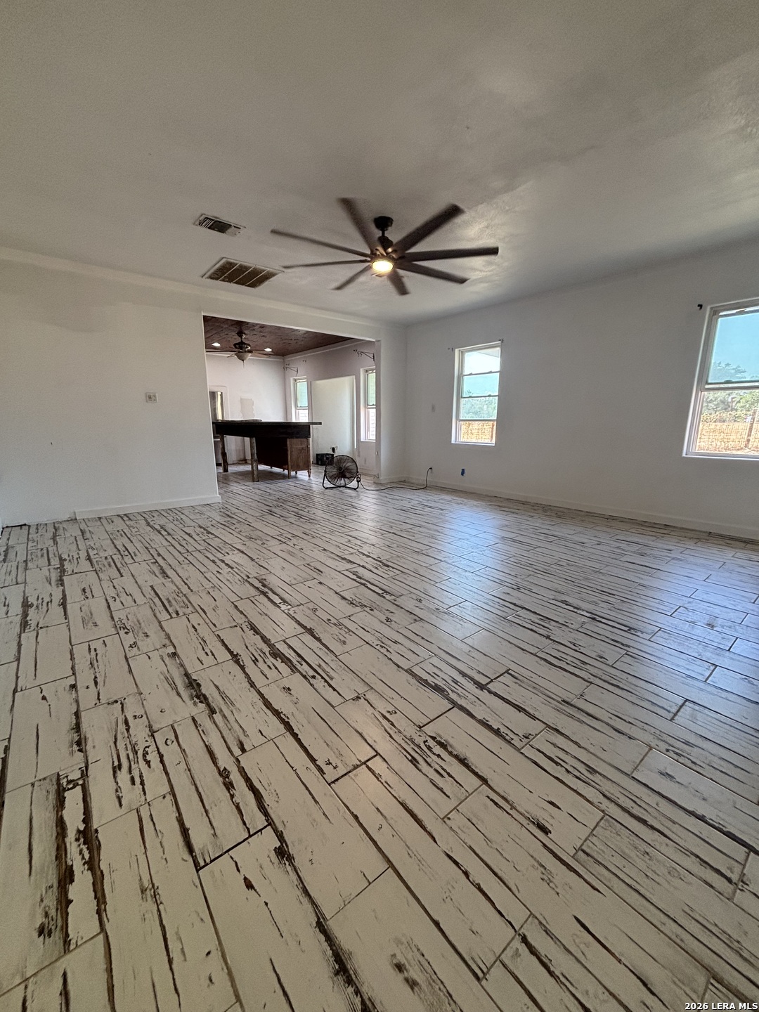 2702 Blue Creek Road La Vernia TX 78121