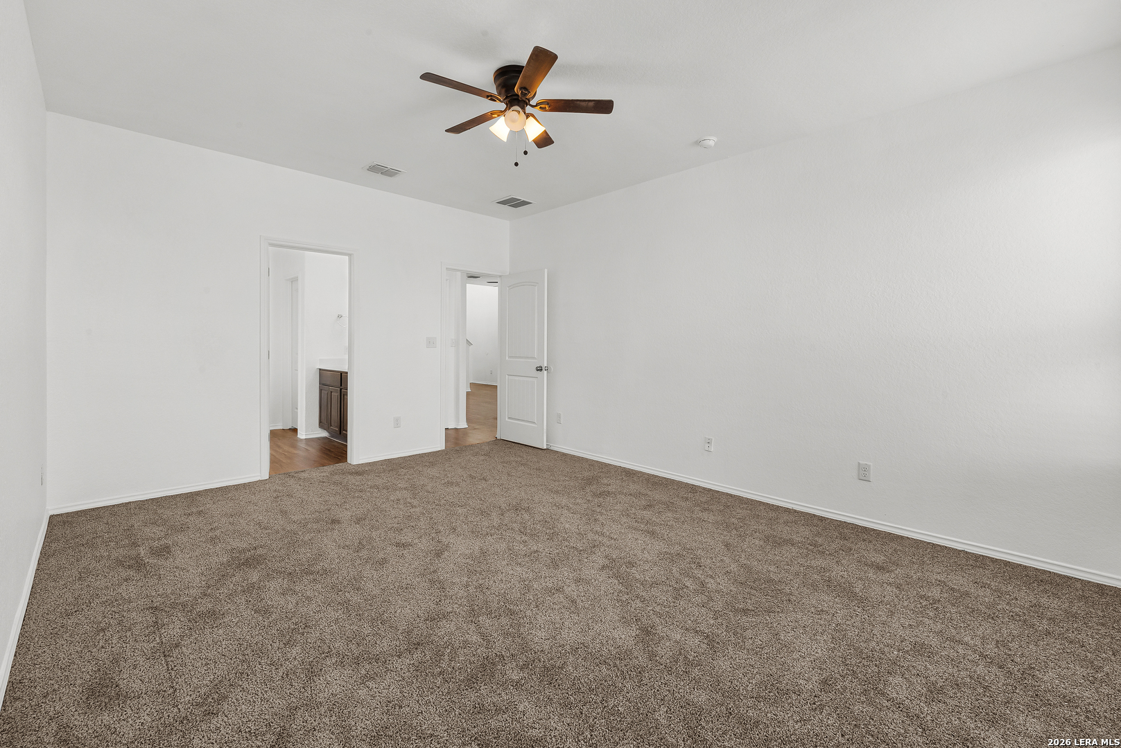 2814 High Castle San Antonio TX 78245