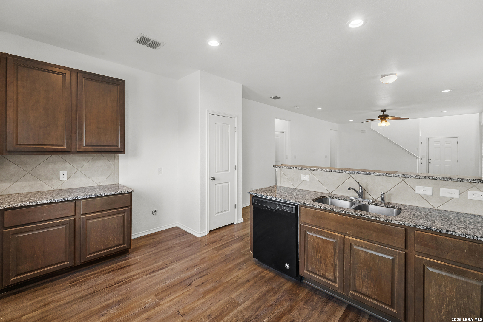 2814 High Castle San Antonio TX 78245