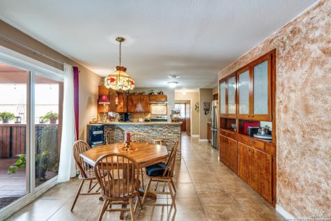 300 County Road 324 Adkins TX 78101