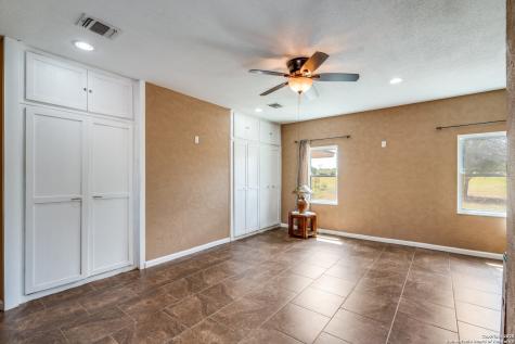 300 County Road 324 Adkins TX 78101