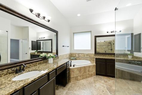 2019 Glendon Drive San Antonio TX 78260