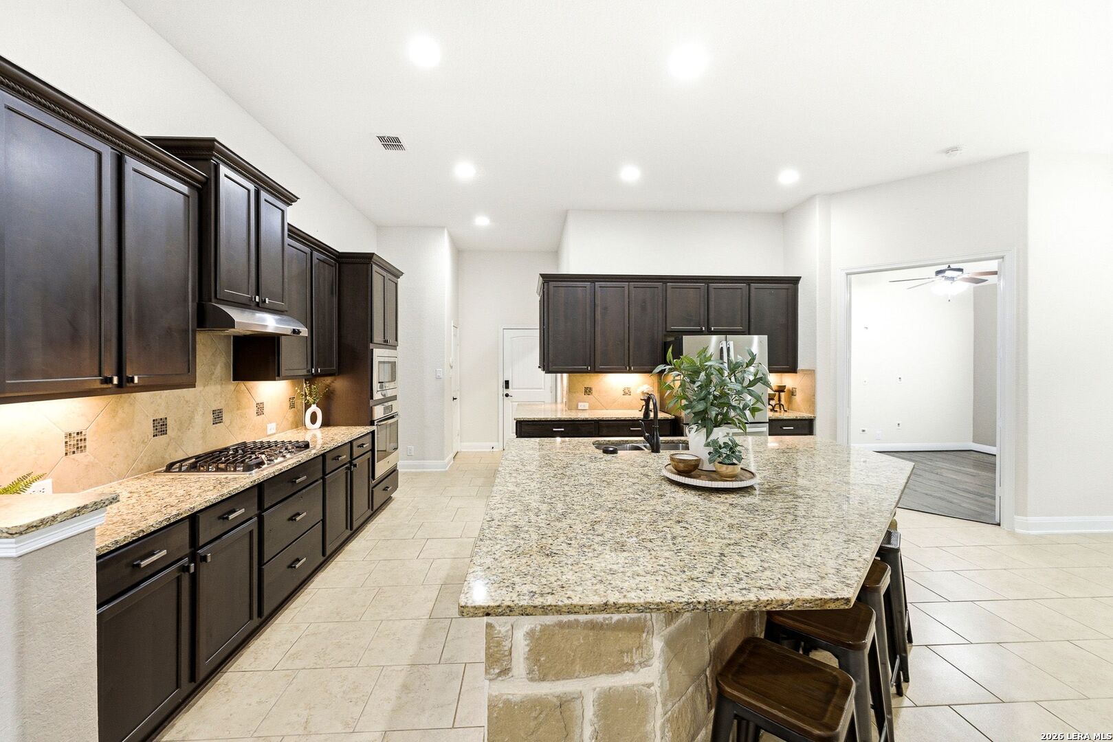 2019 Glendon Drive San Antonio TX 78260