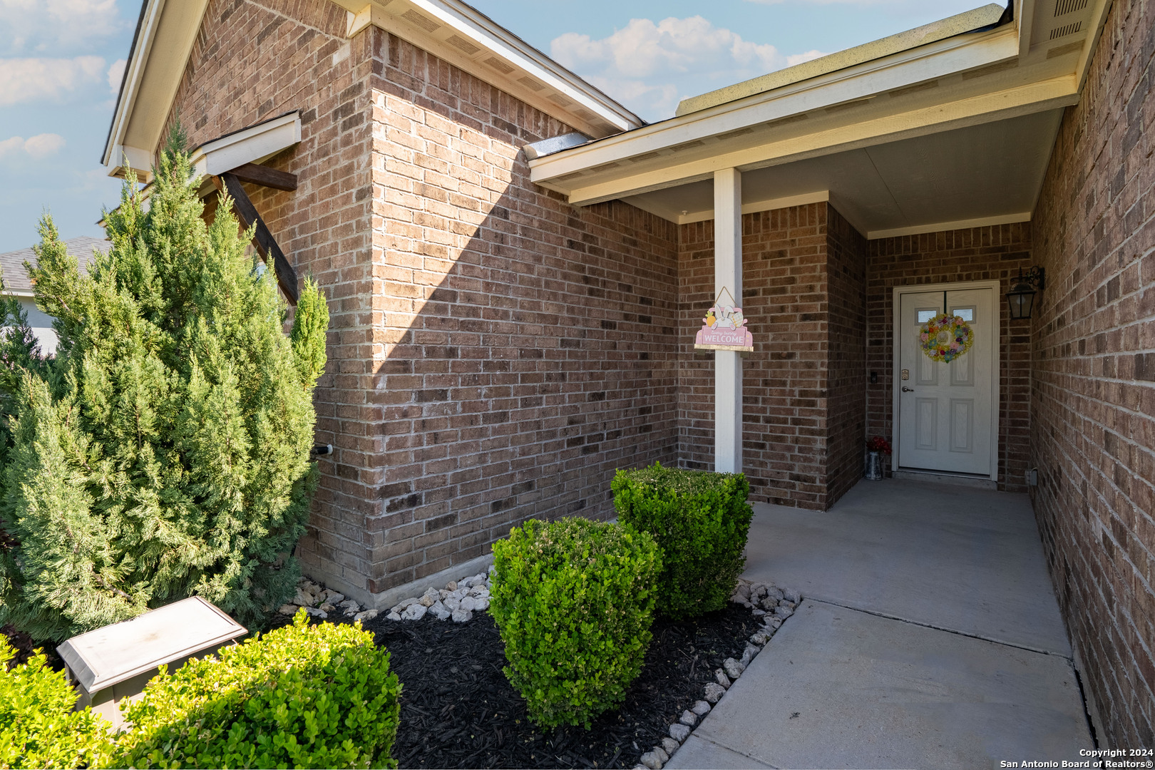 108 Fairway Drive Floresville TX 78114