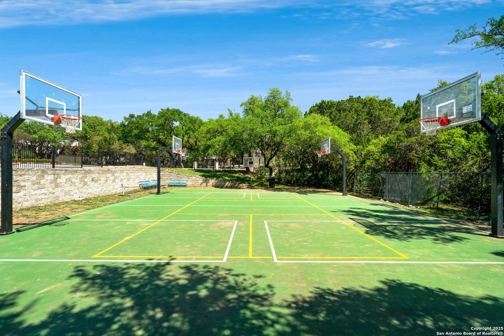 18611 Surreywood San Antonio TX 78258