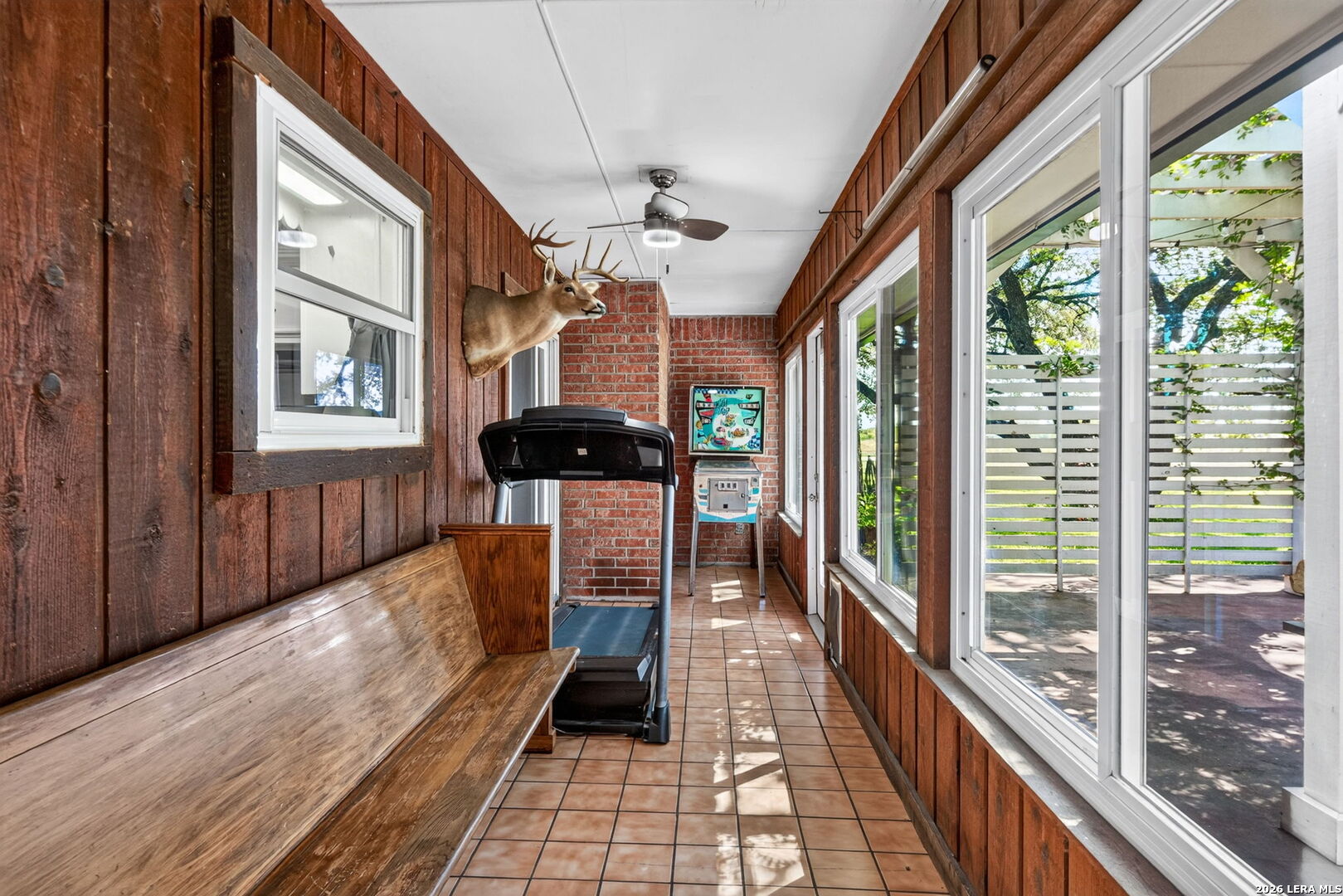 1205 Yellowstone Street Pleasanton TX 78064