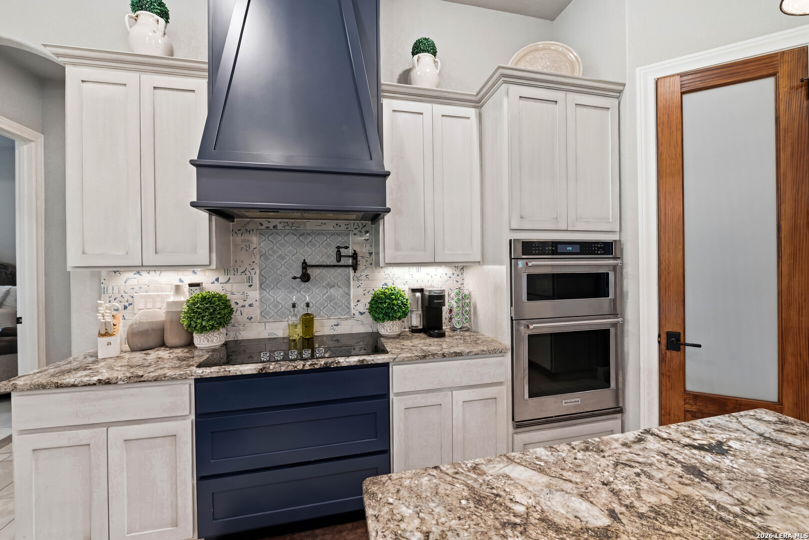 153 Crescent Ridge Adkins TX 78101