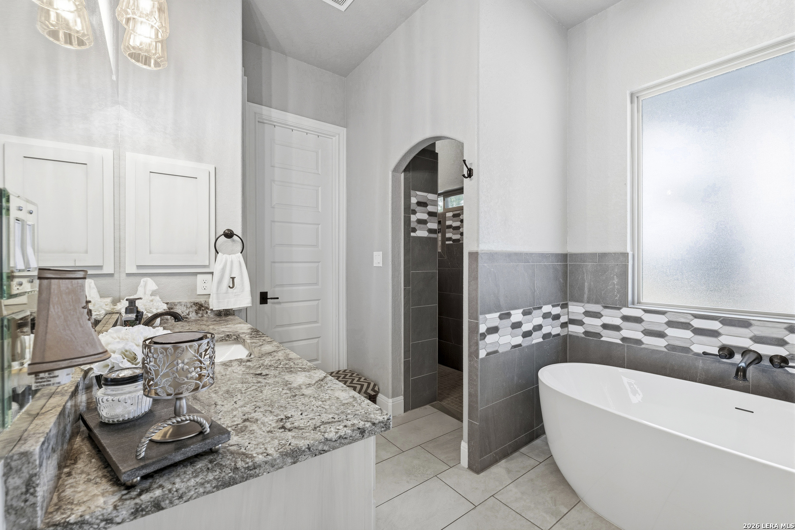 153 Crescent Ridge Adkins TX 78101