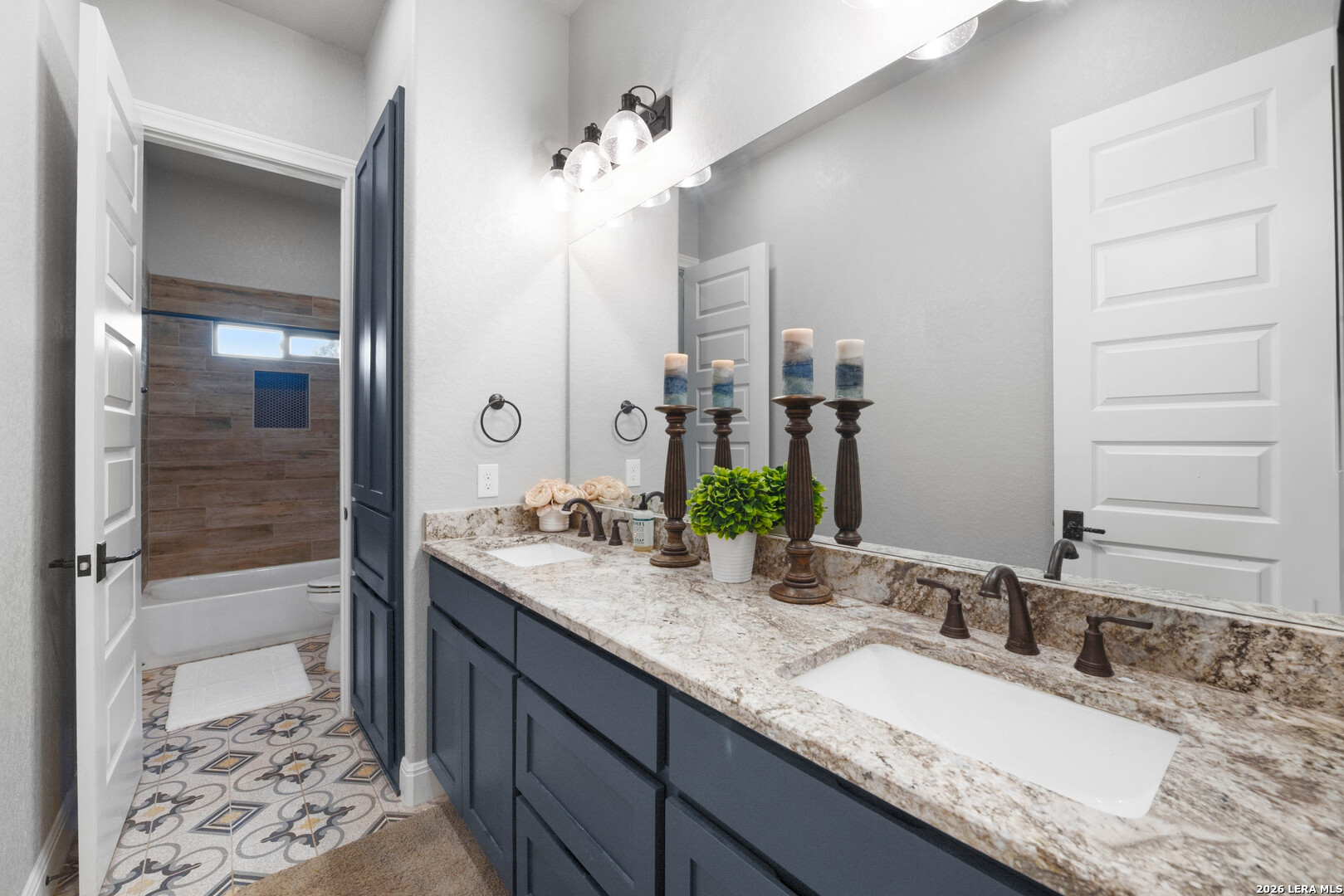 153 Crescent Ridge Adkins TX 78101