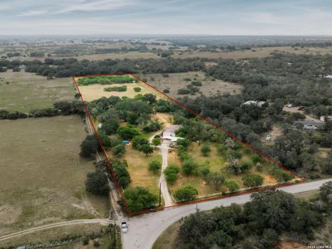 1470 Patton Road Somerset TX 78069