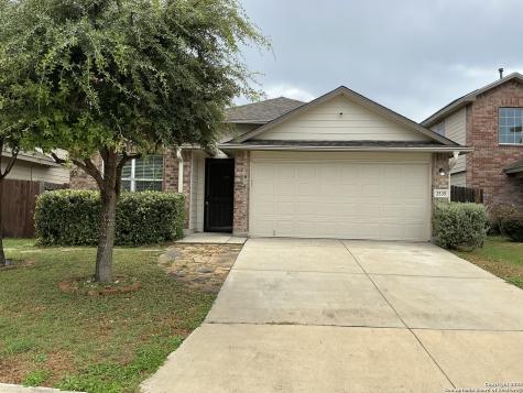 2535 Live Oak Pass San Antonio TX 78244