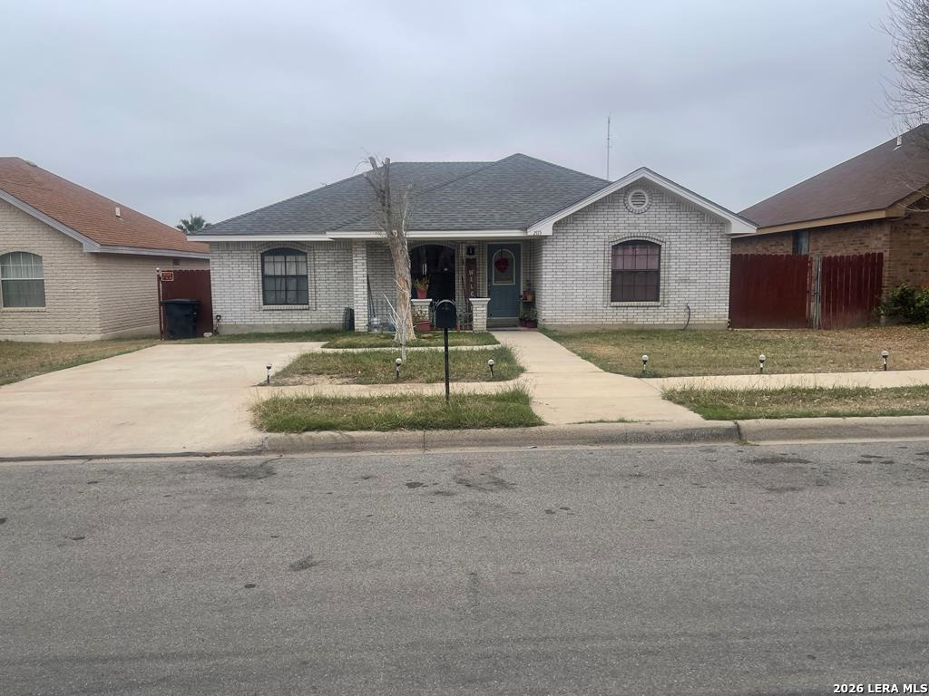 2115 Suncrest Drive Eagle Pass TX 78852