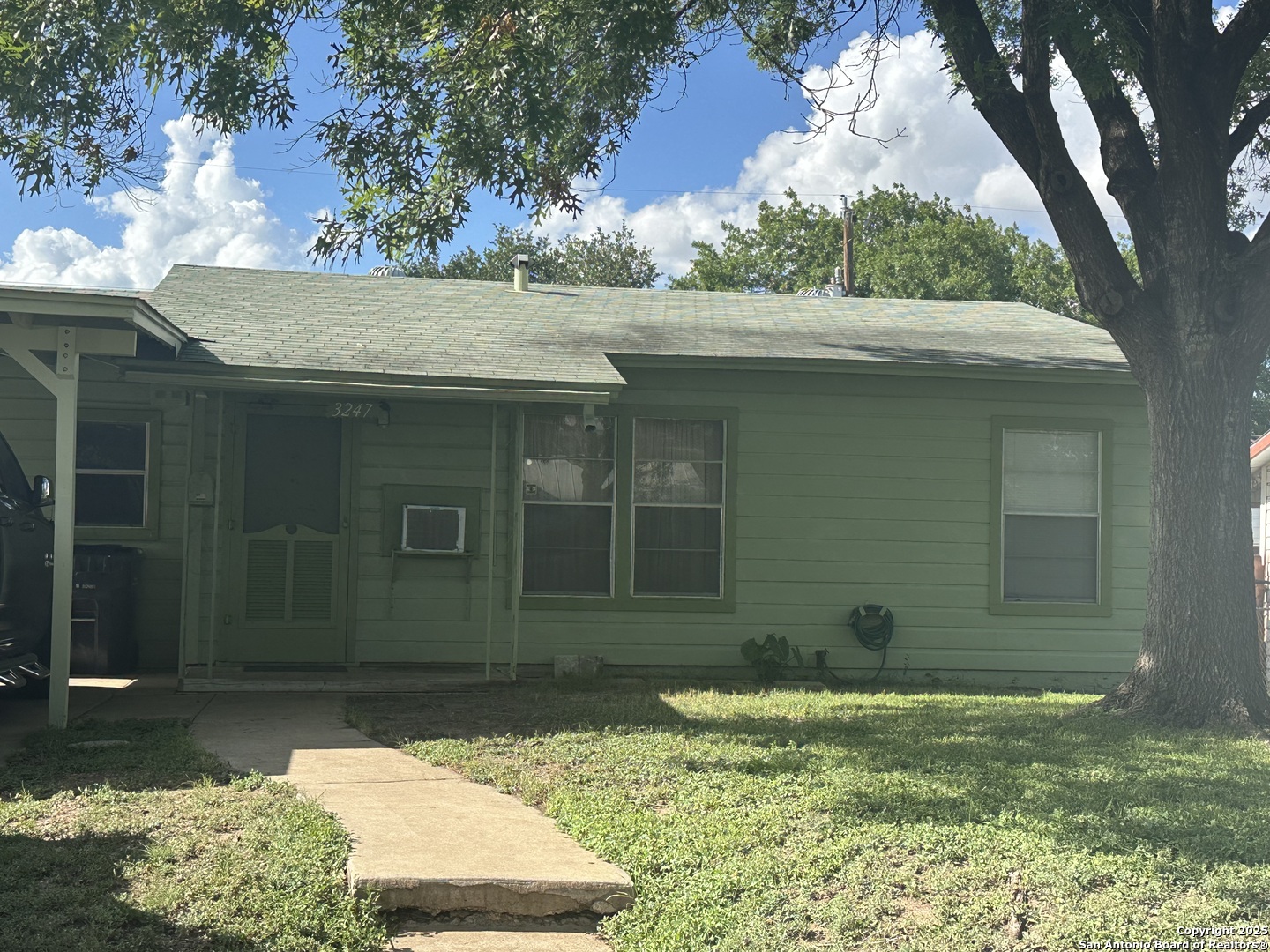 3247 Lasses San Antonio TX 78223