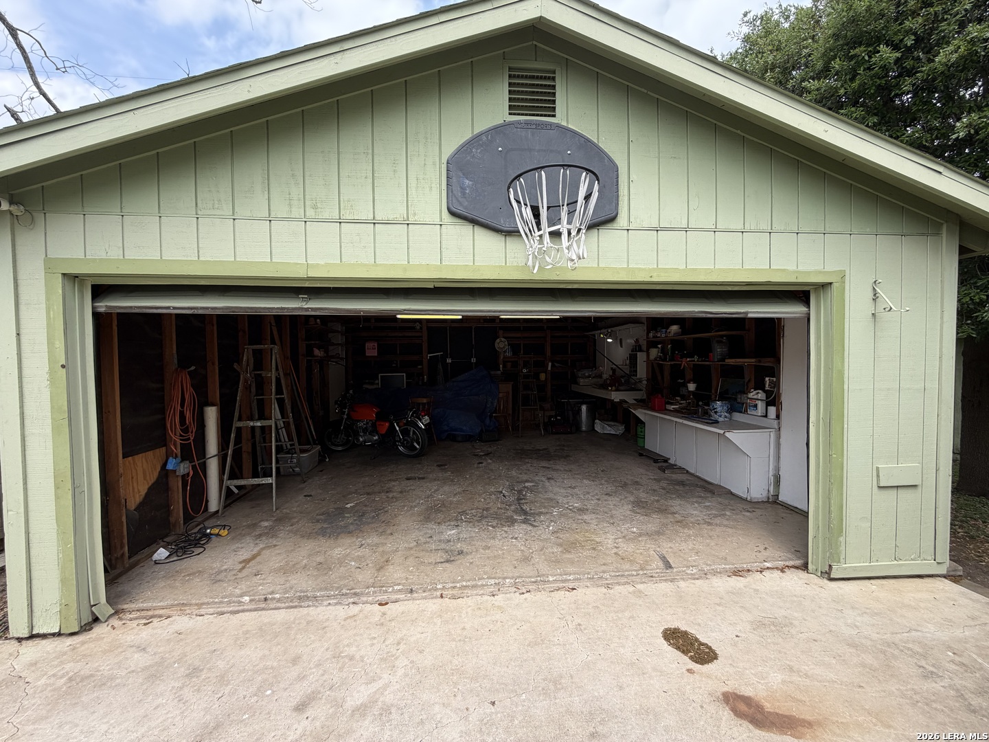 3247 Lasses San Antonio TX 78223