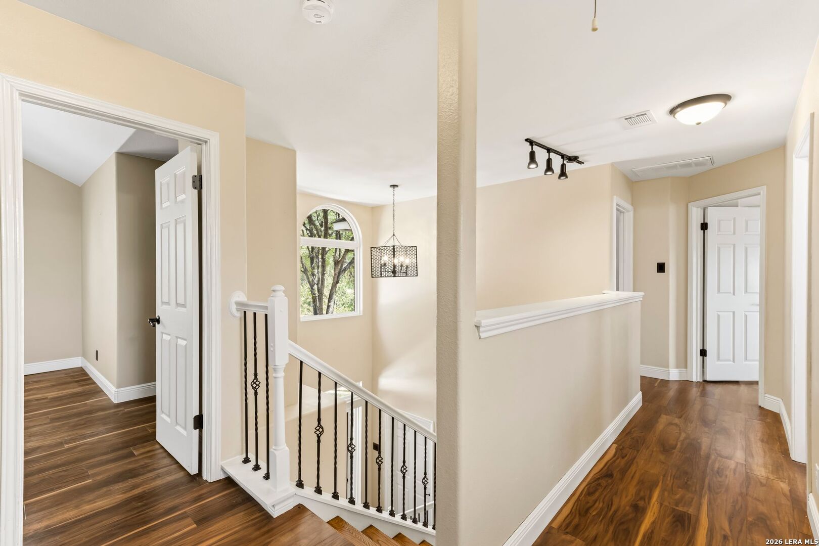 12802 Red Clay Helotes TX 78023