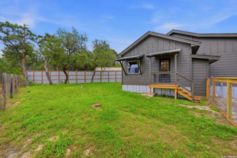 833 Canyon Oaks Drive Canyon Lake TX 78133
