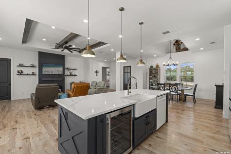 1090 Pegasus Spring Branch TX 78070
