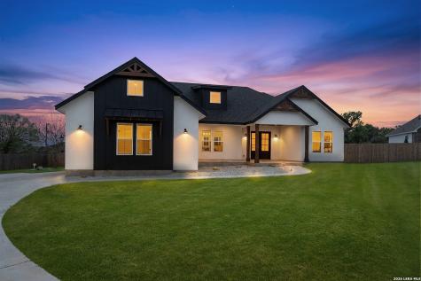 1090 Pegasus Spring Branch TX 78070