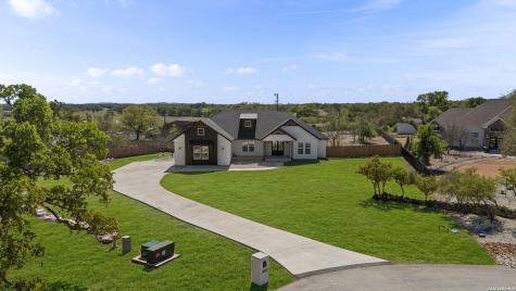 1090 Pegasus Spring Branch TX 78070