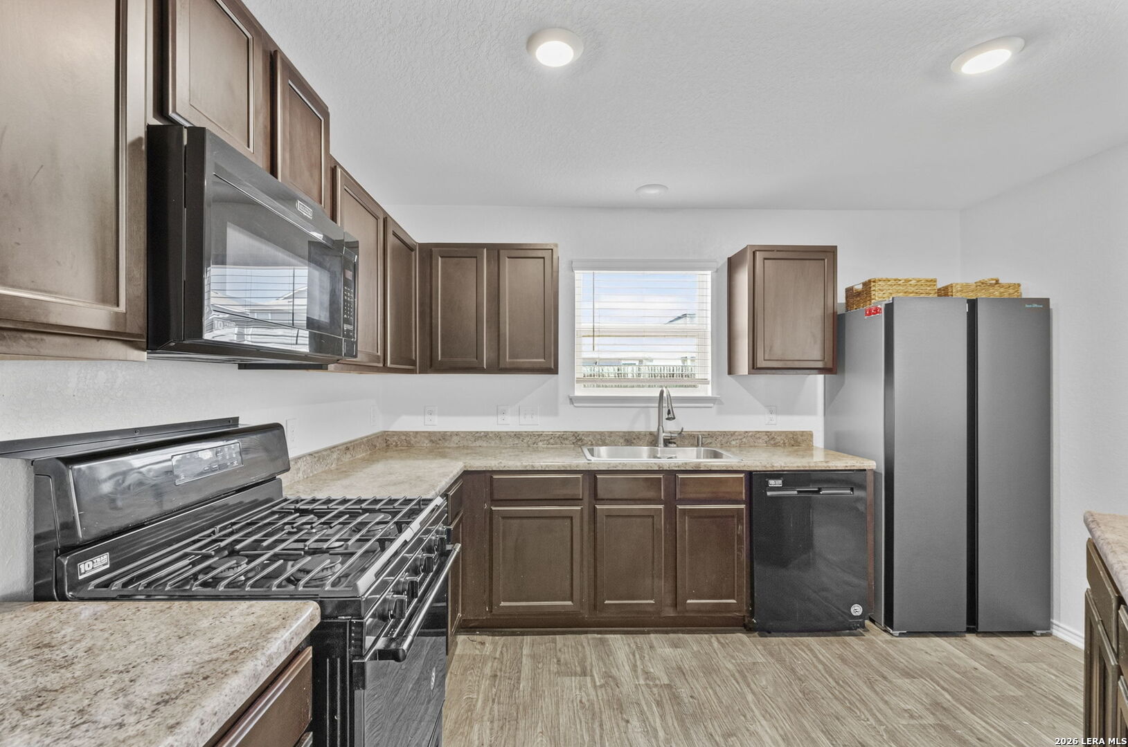 9803 Spotted Rose San Antonio TX 78254