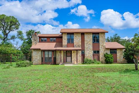 183 S Pecan Way Bandera TX 78003